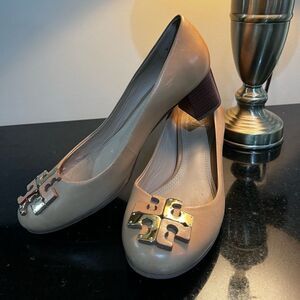 Tory Burch blush pink pumps heels